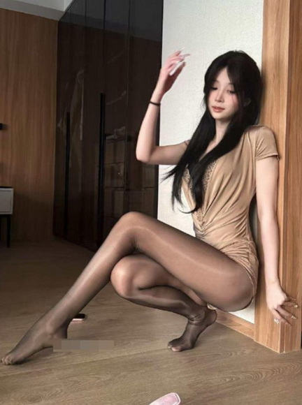 ����Сʦ����Ȧ������ѣ�����ϵ��������һ�̣���ֱ��������