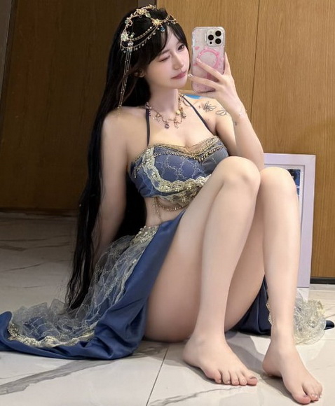 02uiii�����赸����ͷһ����ֱ���Ķ���